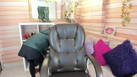 Sol online show from 03/28/26, 10:48