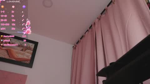 VICTORIA online show from 03/05/25, 01:21