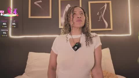 Snapshot of _victoria_hills chatting on 02/12/26, 02:23 Victoria online show from 02/12/26, 02:23