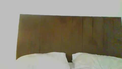 Snapshot of _violeta_white_ chatting on 12/02/24, 03:04 Violeta online show from 12/02/24, 03:04