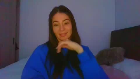 Snapshot of _violeta_white_ chatting on 01/30/25, 03:22 Violeta online show from 01/30/25, 03:22