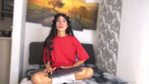 Snapshot of _violetadulce chatting on 01/04/25, 03:40 Violeta online show from 01/04/25, 03:40