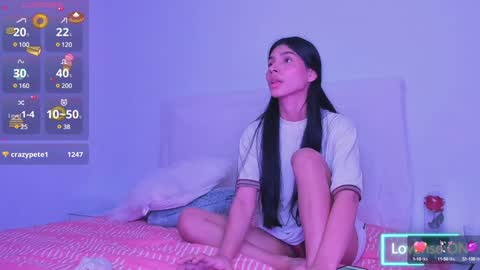 Snapshot of _violetadulce chatting on 02/05/25, 01:37 Violeta online show from 02/05/25, 01:37