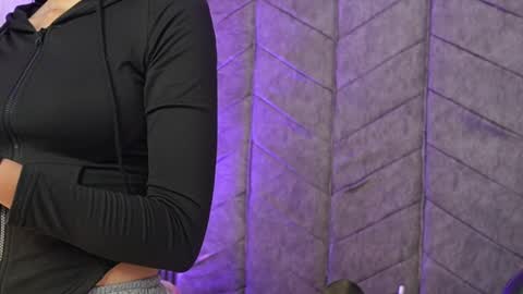   online show from 04/09/26, 08:03