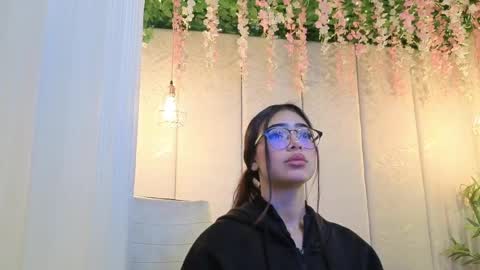   online show from 05/17/26, 12:01