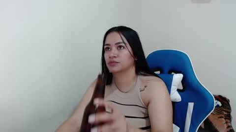 Victoria online show from 01/01/25, 01:47