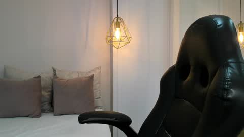  Vix  online show from 12/30/24, 11:06