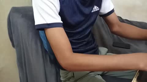 _vov_ online show from 12/18/24, 12:51