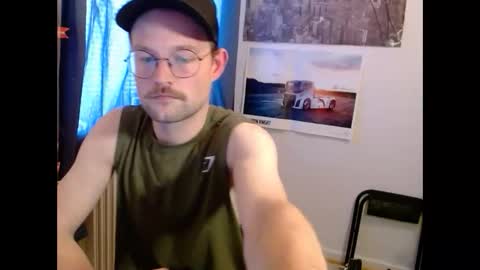 Snapshot of _whoisthatguy_ chatting on 02/15/26, 02:47 _whoisthatguy_ online show from 02/15/26, 02:47