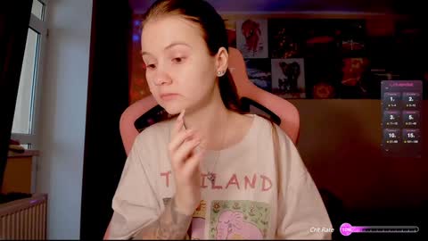 Snapshot of _witch__ chatting on 12/15/24, 08:41 Enni online show from 12/15/24, 08:41