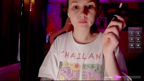 Snapshot of _witch__ chatting on 12/19/24, 11:18 Enni online show from 12/19/24, 11:18