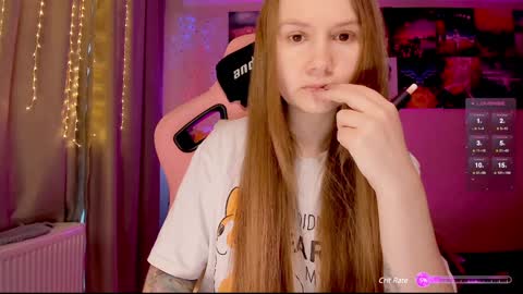 Snapshot of _witch__ chatting on 01/18/25, 07:59 Enni online show from 01/18/25, 07:59