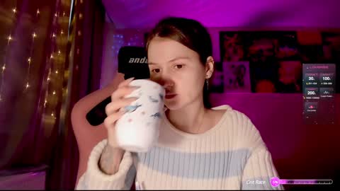 Snapshot of _witch__ chatting on 01/23/25, 10:11 Enni online show from 01/23/25, 10:11