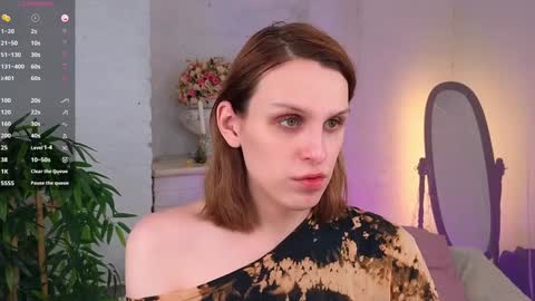 Snapshot of _yourfoxy_ chatting on 01/08/25, 01:52 LITTLE FOX online show from 01/08/25, 01:52