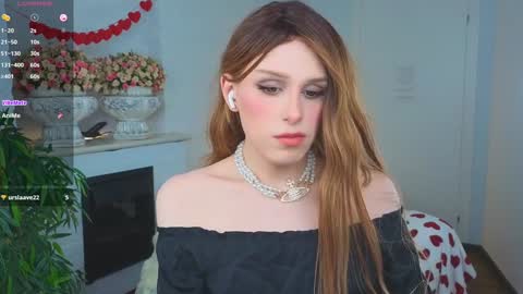 Snapshot of _yourfoxy_ chatting on 02/05/25, 02:16 LITTLE FOX online show from 02/05/25, 02:16