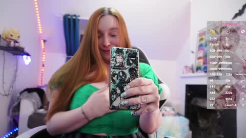 Polly online show from 02/07/25, 06:13