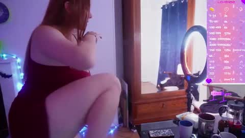 Polly online show from 10/11/25, 08:46