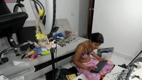 zara online show from 01/14/25, 07:59