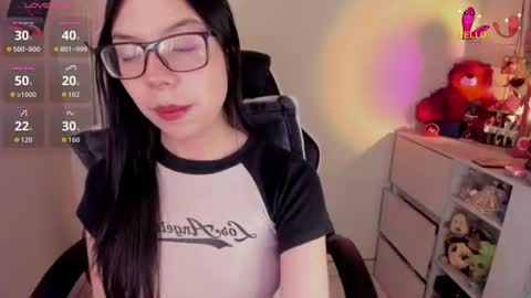 Snapshot of _zathara_ chatting on 07/31/26, 10:58 _zathara_ online show from 07/31/26, 10:58