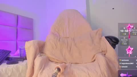  Zoe  online show from 01/03/25, 10:51