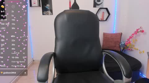 Snapshot of _zoewright chatting on 01/10/25, 07:21 Zoe online show from 01/10/25, 07:21