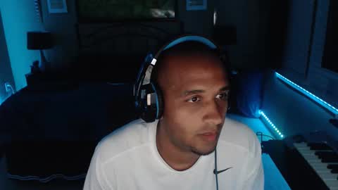 a4orce online show from 04/30/26, 02:18