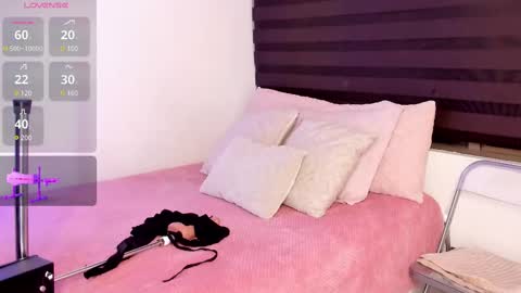 Alexandra  online show from 02/14/25, 09:34