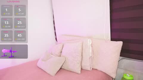 Alexandra  online show from 09/23/25, 09:45