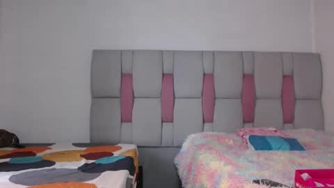 Snapshot of a_g_b chatting on 09/15/25, 03:45 a_g_b online show from 09/15/25, 03:45