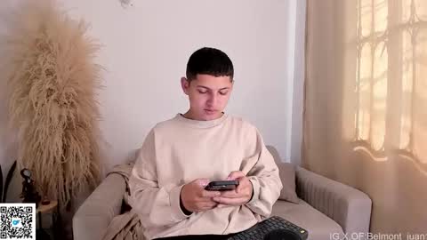 a_lejandro_0_8 online show from 04/08/26, 01:55