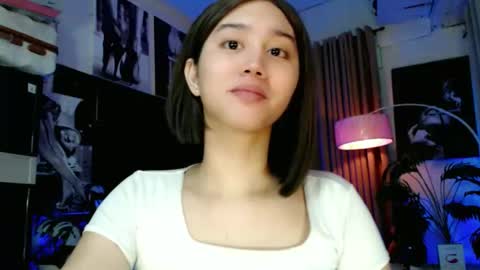 Lovely Yana  online show from 12/15/25, 07:23