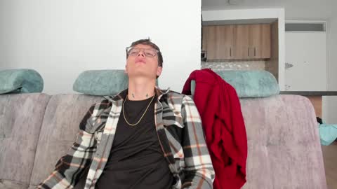 A Sexy Couple online show from 12/08/24, 06:50