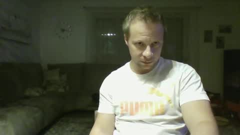 Snapshot of aaaandzzz chatting on 01/19/25, 09:13 Long distance cumshot online show from 01/19/25, 09:13