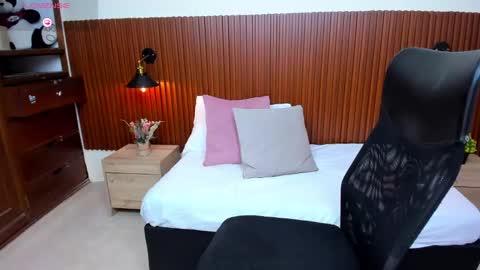 Abby Lee  online show from 03/06/25, 07:43