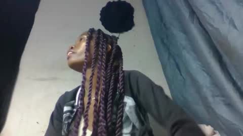 aadienne online show from 04/23/26, 12:29