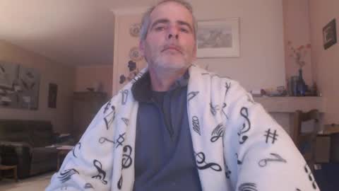 Snapshot of aalex1717 chatting on 11/23/25, 07:19 Aalex1717 online show from 11/23/25, 07:19