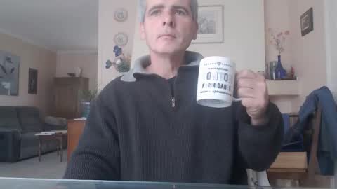 Snapshot of aalex1717 chatting on 11/26/25, 09:32 Aalex1717 online show from 11/26/25, 09:32