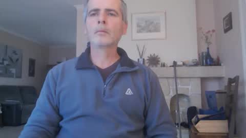 Snapshot of aalex1717 chatting on 12/02/25, 08:41 Aalex1717 online show from 12/02/25, 08:41