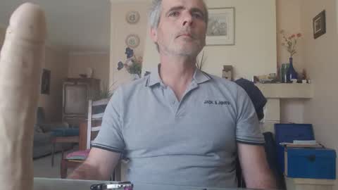 Snapshot of aalex1717 chatting on 06/07/26, 06:39 Aalex1717 online show from 06/07/26, 06:39