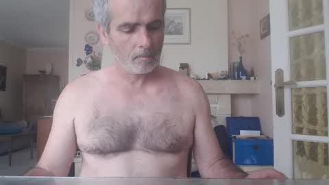 Snapshot of aalex1717 chatting on 06/11/26, 10:46 Aalex1717 online show from 06/11/26, 10:46