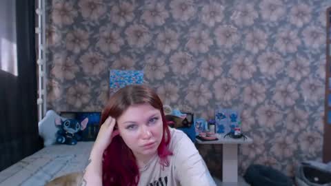 Snapshot of aalicebubble chatting on 05/30/26, 02:30 Alice online show from 05/30/26, 02:30