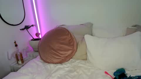 Aaliyahlayla online show from 01/19/25, 02:36