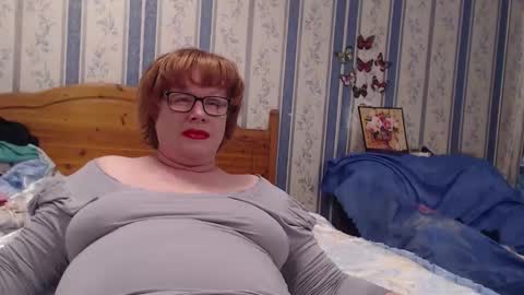 NINA online show from 11/17/25, 11:32