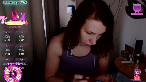 Katie online show from 03/11/25, 06:10