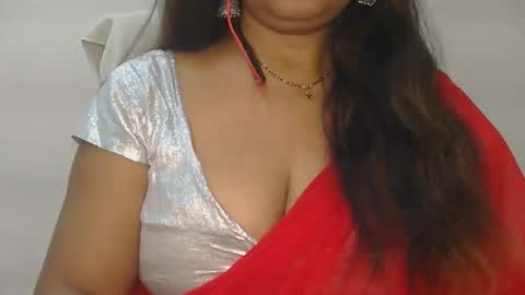 Snapshot of aaradhya_sexy_88 chatting on 05/30/26, 09:28 aaradhya_sexy_88 online show from 05/30/26, 09:28