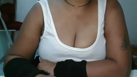 Snapshot of aaradhya_sexy_88 chatting on 07/15/26, 09:36 aaradhya_sexy_88 online show from 07/15/26, 09:36