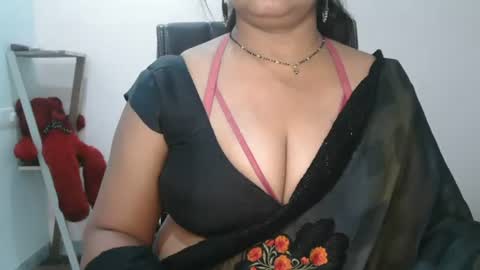 Snapshot of aaradhya_sexy_88 chatting on 07/20/26, 09:12 aaradhya_sexy_88 online show from 07/20/26, 09:12