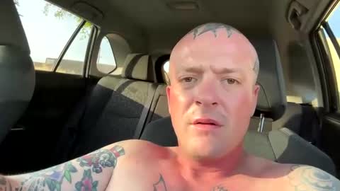 Snapshot of aarmun37 chatting on 01/04/25, 11:38 aarmun37 online show from 01/04/25, 11:38