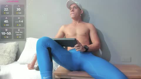 Aaron online show from 04/19/26, 10:23