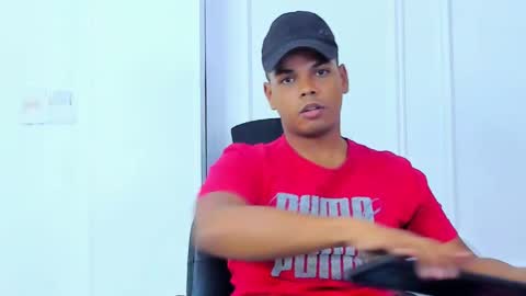 aaron_9827 online show from 01/26/25, 03:47